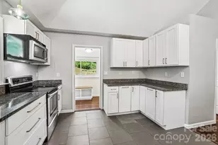 3 View St, Asheville, NC 28803 - Photo 11