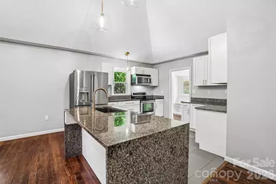 3 View Street, Asheville, NC 28803 - Photo 9