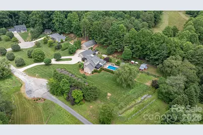 401 Redwood Court, Lenoir, NC 28645 - Photo 9