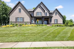 1115 Shelton Oaks Ct, Matthews, NC 28105 - Photo 1