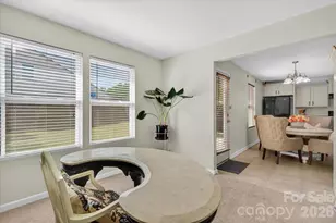 2610 Bramble Ridge Ct, Charlotte, NC 28215 - Photo 11