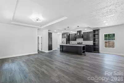 103 E Wilkins Street, Dallas, NC 28034 - Photo 5