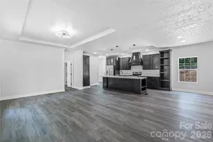102 E Wilkins St, Dallas, NC 28034 - Photo 5