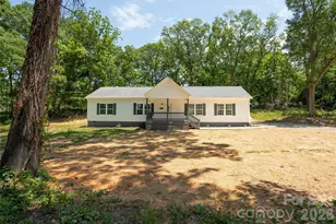 102 E Wilkins St, Dallas, NC 28034 - Photo 1