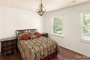 105 Braeside Cir, Asheville, NC 28803 - Photo 21