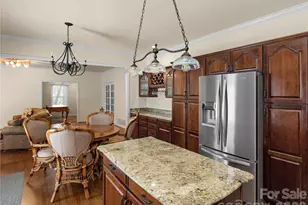 105 Braeside Cir, Asheville, NC 28803 - Photo 11