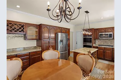 105 Braeside Circle, Asheville, NC 28803 - Photo 9