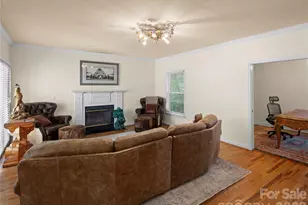 105 Braeside Cir, Asheville, NC 28803 - Photo 13