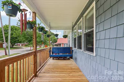 527 Trammell Avenue, Canton, NC 28716 - Photo 5