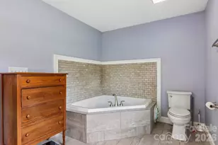 527 Trammell Ave, Canton, NC 28716 - Photo 21