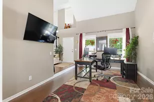 4219 Beauvista Dr, Charlotte, NC 28269 - Photo 9