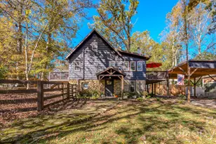 597 Tomahawk Ave, Black Mountain, NC 28711 - Photo 3
