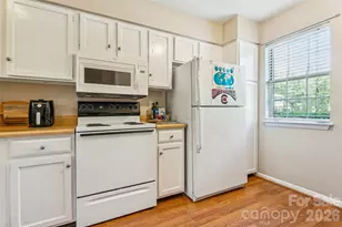 2921 Heathstead Place, Charlotte, NC 28210 - Photo 15