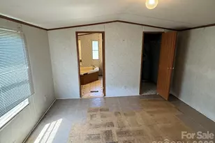 2330 Springdale Dr, Newton, NC 28658 - Photo 9