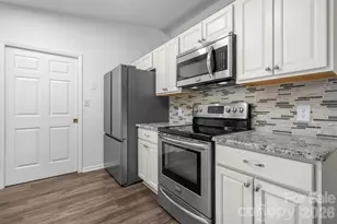 119 Nevermore Ln, Statesville, NC 28677 - Photo 13