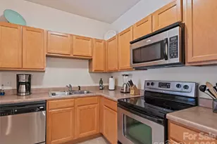 291 Brickton Village Cir, Fletcher, NC 28732 - Photo 9
