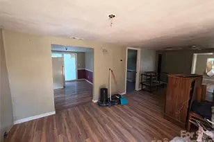 2121 Quartz Ln, Hudson, NC 28638 - Photo 3