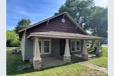 661 S Grove Street, Lincolnton, NC 28092 - Photo 1
