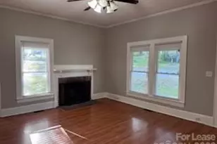661 S Grove St, Lincolnton, NC 28092 - Photo 5