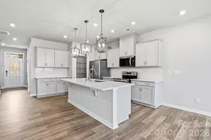 2540 Hedgecliff Rd, Kannapolis, NC 28025 - Photo 1