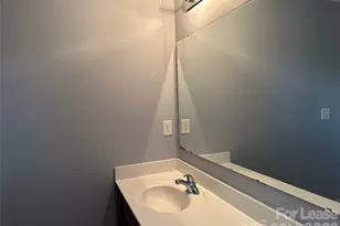 11142 Derryrush Dr, Charlotte, NC 28213 - Photo 13