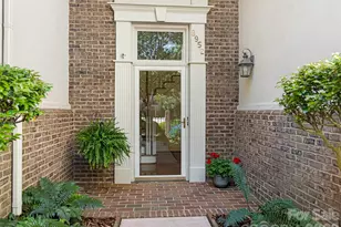 8952 Challis Hill Ln, Charlotte, NC 28226 - Photo 3