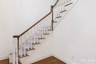 8952 Challis Hill Ln, Charlotte, NC 28226 - Photo 17