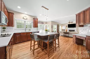 10731 Persimmon Creek Dr, Mint Hill, NC 28227 - Photo 7