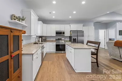 2455 Saratoga Run, Morganton, NC 28655 - Photo 11