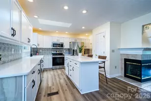 7 Firestone Ct, Etowah, NC 28729 - Photo 7