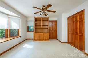 29 Hillcreek Dr, Asheville, NC 28804 - Photo 5