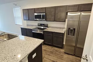 1016 Berry Patch Cir, Summerville, SC 29485 - Photo 5