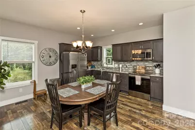 206 Linsonwood Road, Waynesville, NC 28786 - Photo 5