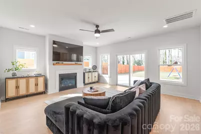 5773 Stephanie Street, Charlotte, NC 28212 - Photo 9