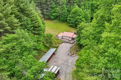 302 Battle Creek Drive, Green Mountain, NC 28740 - Photo 39