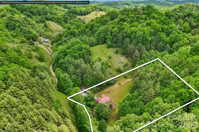 302 Battle Creek Drive, Green Mountain, NC 28740 - Photo 43
