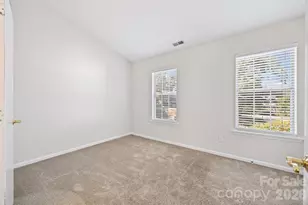 8117 Circle Tree Ln, Charlotte, NC 28277 - Photo 21