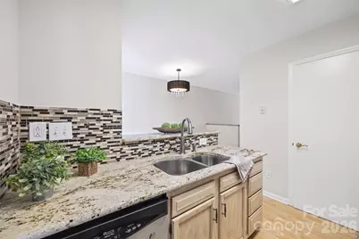 8117 Circle Tree Lane, Charlotte, NC 28277 - Photo 11
