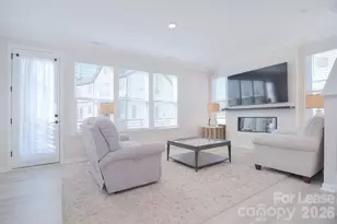 5029 Nestling Spg St, Charlotte, NC 28205 - Photo 3