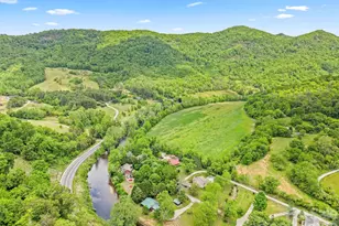 300 Bugle Boy Dr, Cullowhee, NC 28723 - Photo 15