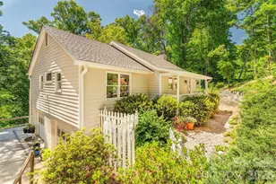 146 Churchill Downs Dr, Fairview, NC 28730 - Photo 1