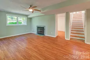 146 Churchill Downs Dr, Fairview, NC 28730 - Photo 21