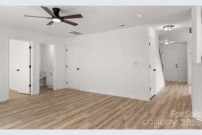 8723 Buttonwood Court, Charlotte, NC 28215 - Photo 15