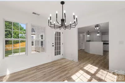 8723 Buttonwood Court, Charlotte, NC 28215 - Photo 13