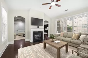 4624 Pebble Run Dr, Matthews, NC 28105 - Photo 19