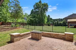 4624 Pebble Run Dr, Matthews, NC 28105 - Photo 47
