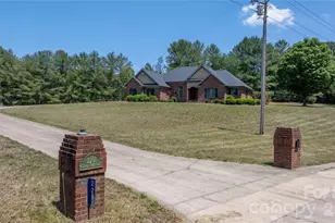 2201 Teague Town Rd, Taylorsville, NC 28681 - Photo 3
