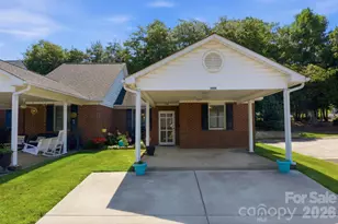 19980 Oak Leaf Cir, Cornelius, NC 28031 - Photo 1