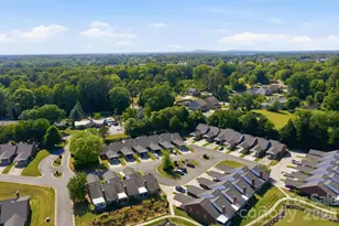19980 Oak Leaf Cir, Cornelius, NC 28031 - Photo 17