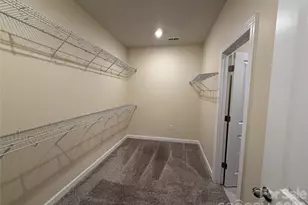 11838 Red Leaf Dr, Charlotte, NC 28215 - Photo 11